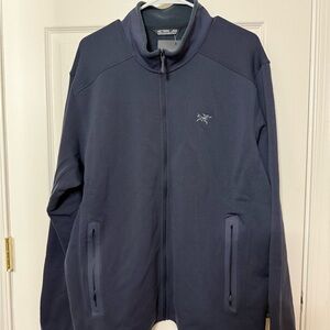 Arcteryx XL Men’s Jacket.
